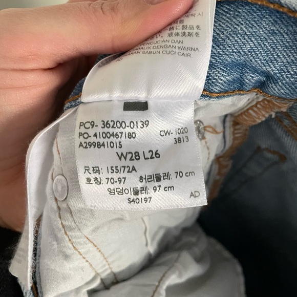 Levi’s 501 splattered denim - Picture 3 of 4